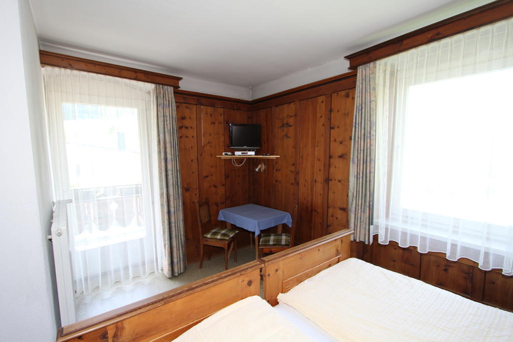Garni Bergsteiger Hotel Sexten Стая снимка